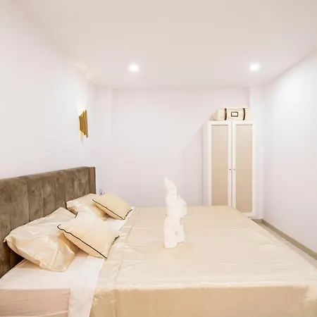 Palangre Luxury Apartment Torrevieja Exterior photo